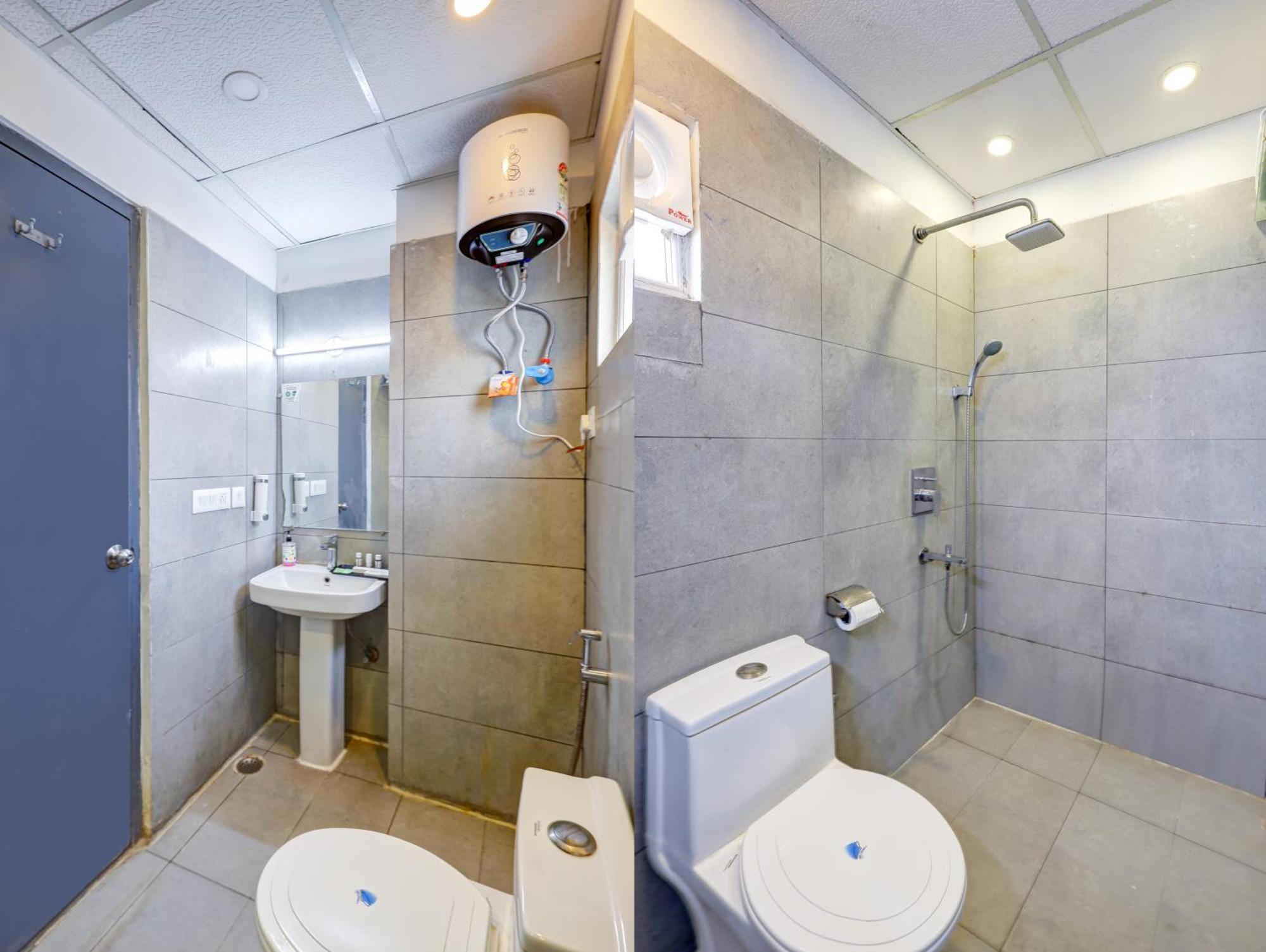 Hotel Red York By Byob Hotels Noida Exterior photo